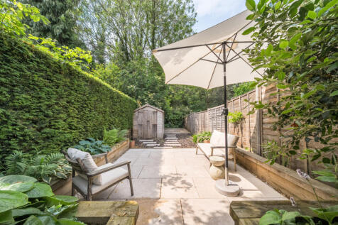 1302749-1-684075a...