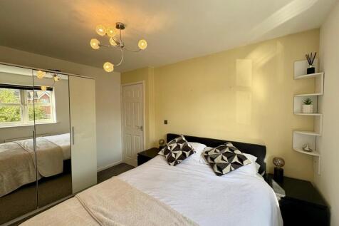 WhatsApp Image 2025-09-29 at 12.17.59_4e112869.jpg