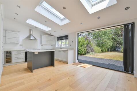 49 Overstone Road-23.jpg