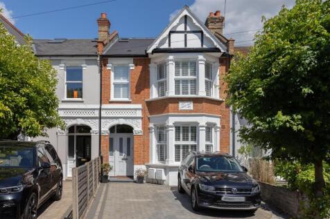 Preston Avenue, E4