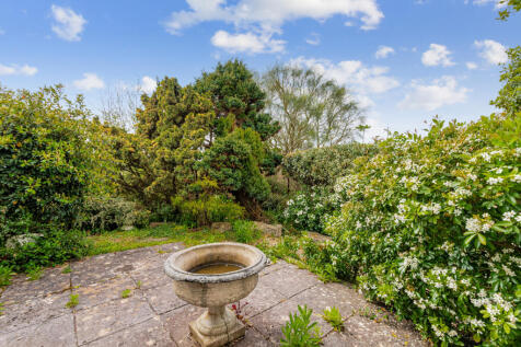 A11 - 35 Mead Drive Thurlestone - 260505