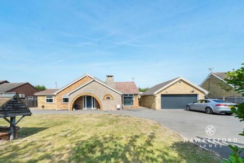 Grovehurst Road, Iwade - Front aspect