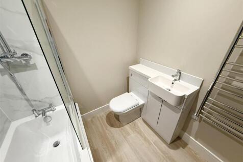 bedroom one en suite