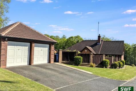 DOUBLE GARAGE
