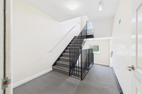 84 - 86 Stapleton Rd St Jude's, Bristol BS5 0PW |