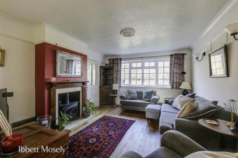 7 Reception room.jpg