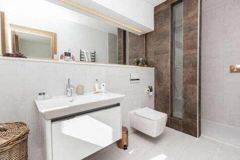 5 bed, 5 bath Detached in Edinburgh - Photo 29