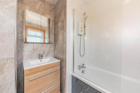 31 Millhall Crescent Dundee-11.JPG