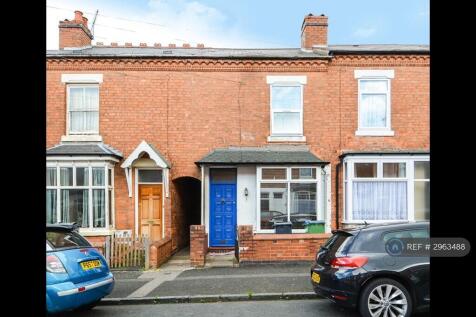 We are proud to offer this delightful 3 bedroom, 1 bathroom terraced house in a great location. Available to move in from 08 August 2026, this property benefits from available parking, and garden... *