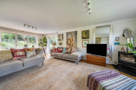 1347360-6-68c020e...