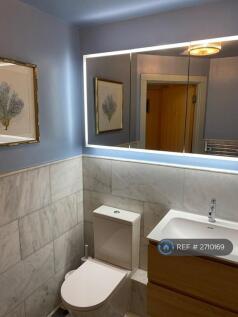 Newly Refurbished Bathroom