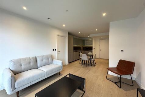Living Area pic 14.jpeg