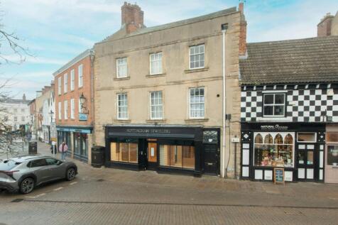 Retail Property (high street) to rent in knaresborough