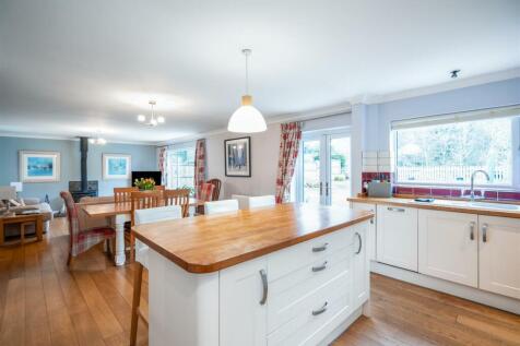 153 Station Lane-10_lo.jpg