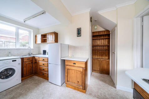 1430937-15-69badc...