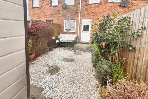 pbox-IMG.jpg