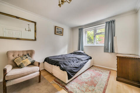 1370458-3-68f8c62...