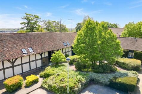 14 The Greaves, Minworth