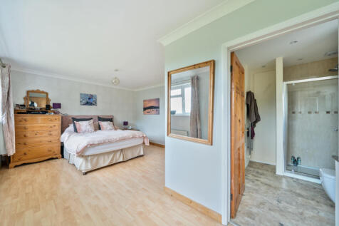 1301977-18-684070...