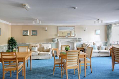 Communal Lounge