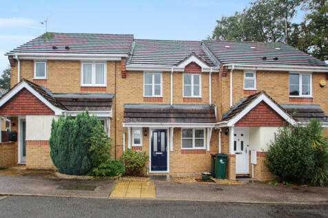 2 Bedroom Terraced in RH10 7QN