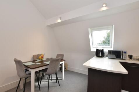 Lounge/Kitchen/Dining Room