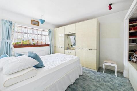 CAM05192G0-PR0075-STILL011