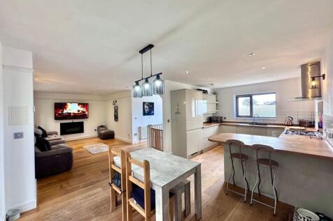 open plan lounge ...