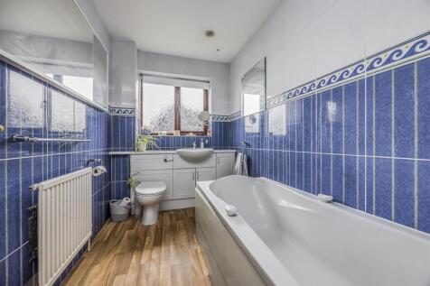 1 Conifer Drive, Hambrook-PorticoMarketing-Nexa-6.