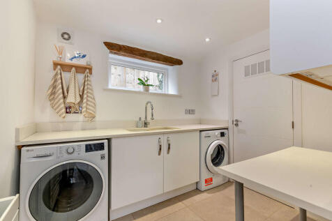 8614390-interior0...