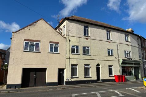 1 Bedroom Flat in CO12 3DA
