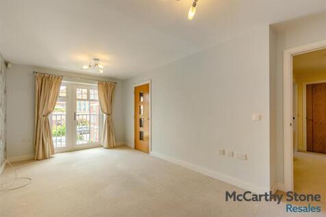 8689742-interior16.jpg