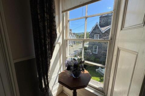 PHOTO-2025-08-13-23-17-29 (19).jpg