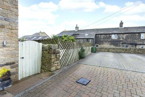 Bramleys Estate Agents - Beech Court - Farnley Tya