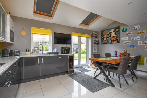 52 Henry Fowler Drive-15.jpg