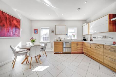 Contemporary Kitchen