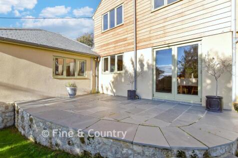 Patio / Decking