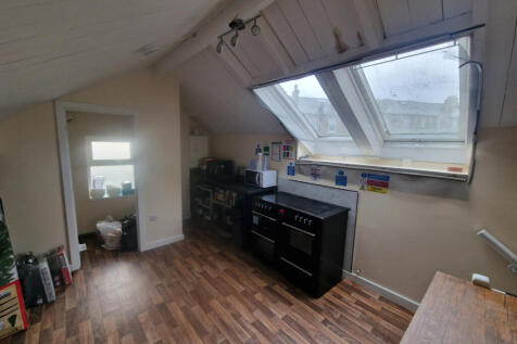 Store, wash, cooking area