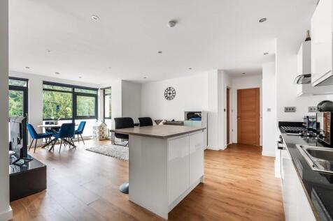 Flat-5-Deepdene-House-11.jpg