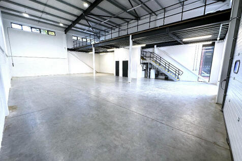 Industrial Park to rent in pannal