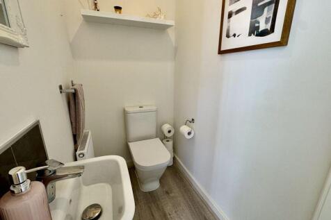 Ground Floor WC