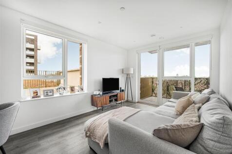 29 Pembrey Court.3.jpg