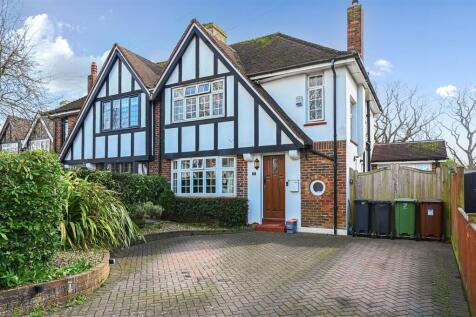 11 GLENLEIGH PARK ROAD - TN394EH - PHOTOS (25).jpg