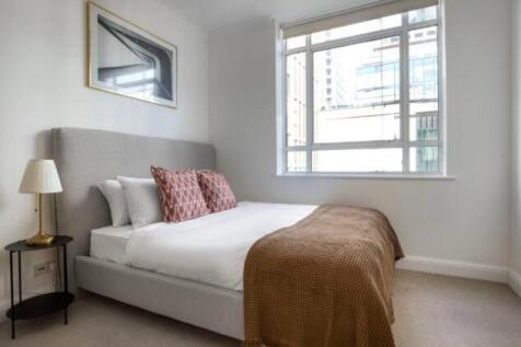 A beautifully presented modern 2-bedroom, 2-bathroom apartment located within the prestigious North County Hall development on London's vibrant South Bank. Offering generous living accommodation, a pr