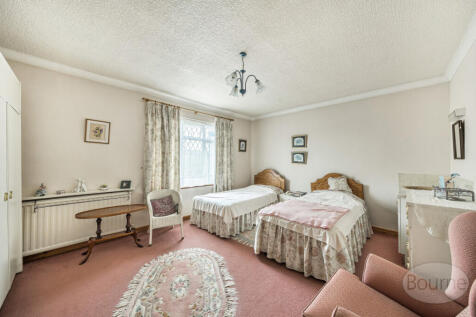 0ebca23b-4052-497...