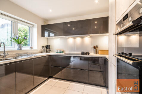 9 Holland Park - ...