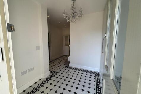 Leigham Court Hall 1.1.jpeg