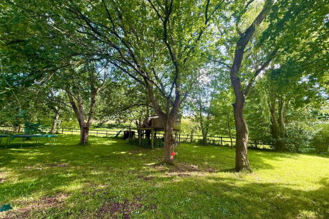 Recreational fiel...