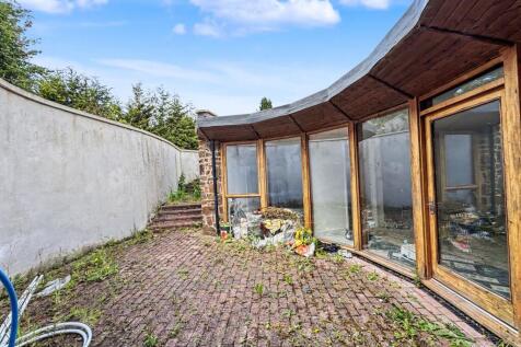 Courtyard 2