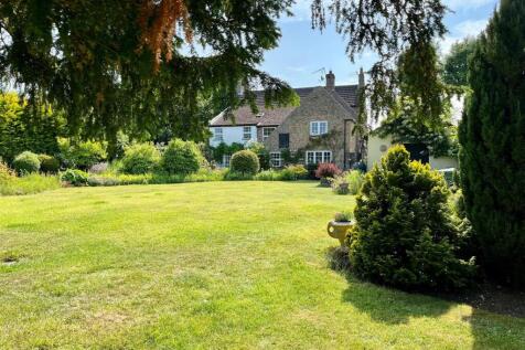 Rear Elevation - image two.jpg